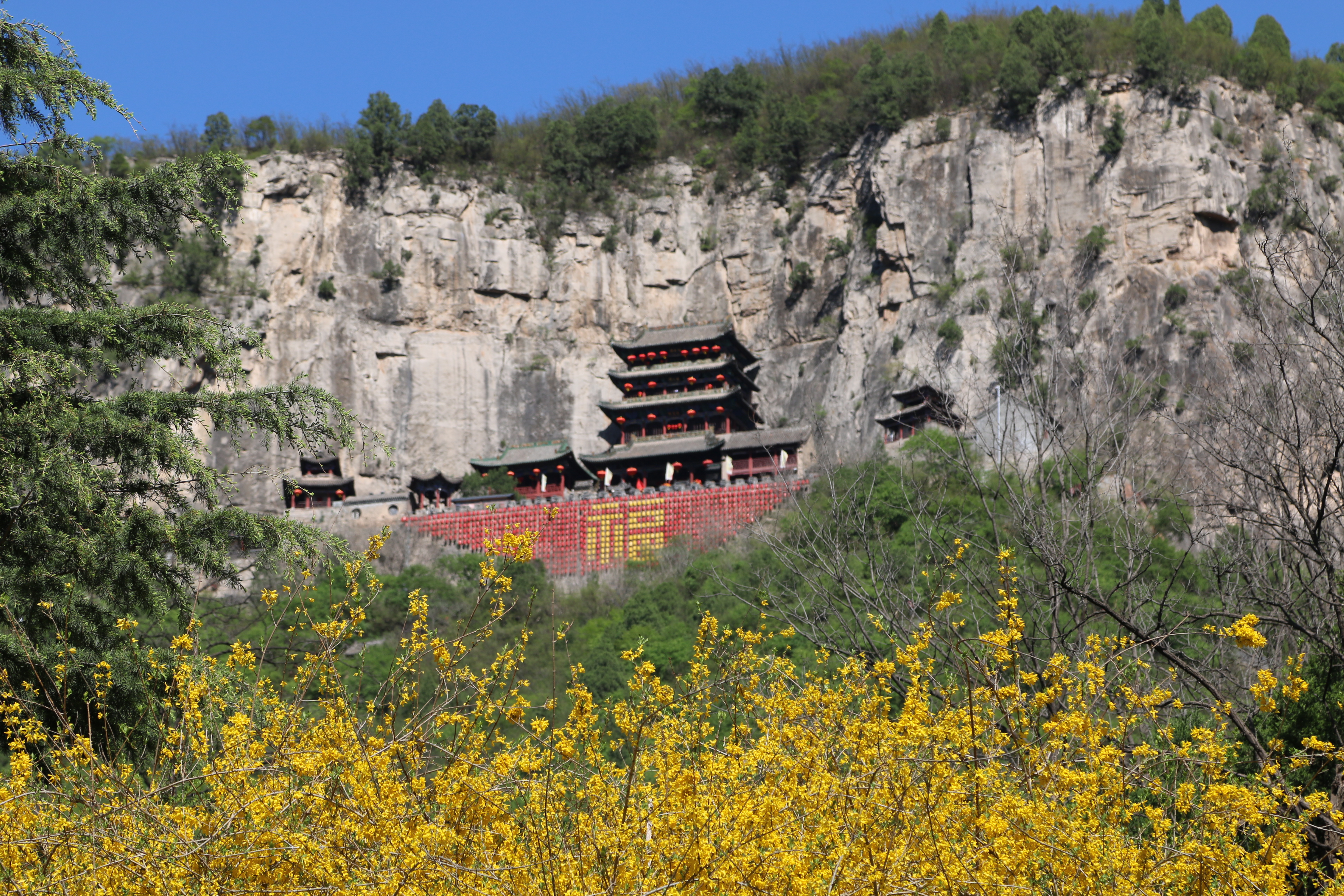 春天里的娲皇宫| 按“花”索骥，来一场“花与女神”的限定浪漫